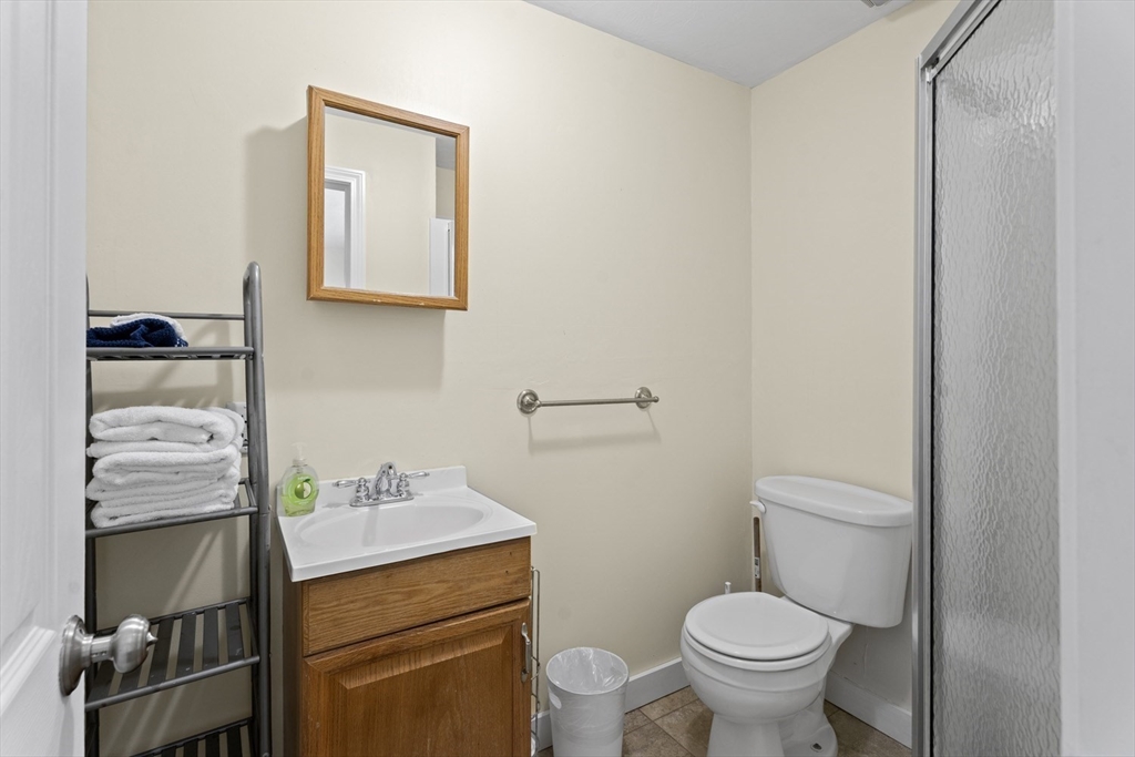 793 Blacksmith Shop Road Falmouth, MA 02536 - Photo 10 of 26 Gallery Image 10