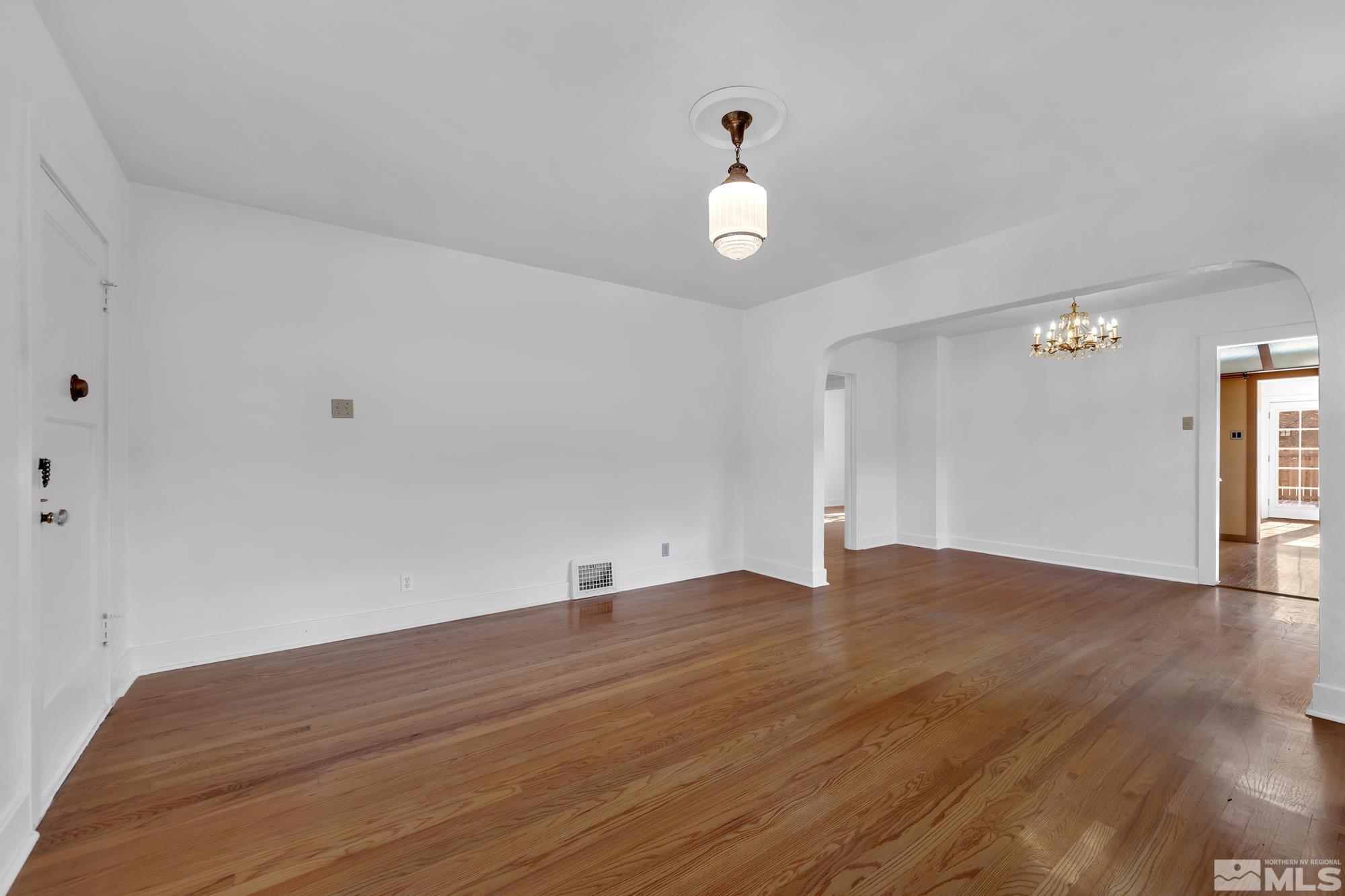 650 Manor Drive Reno, NV 89509 - Photo 9 of 37 Photo 9