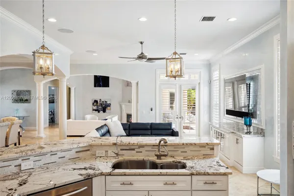 $3,500,000 | 1008 Mandarin Isle, Fort Lauderdale, FL 33315