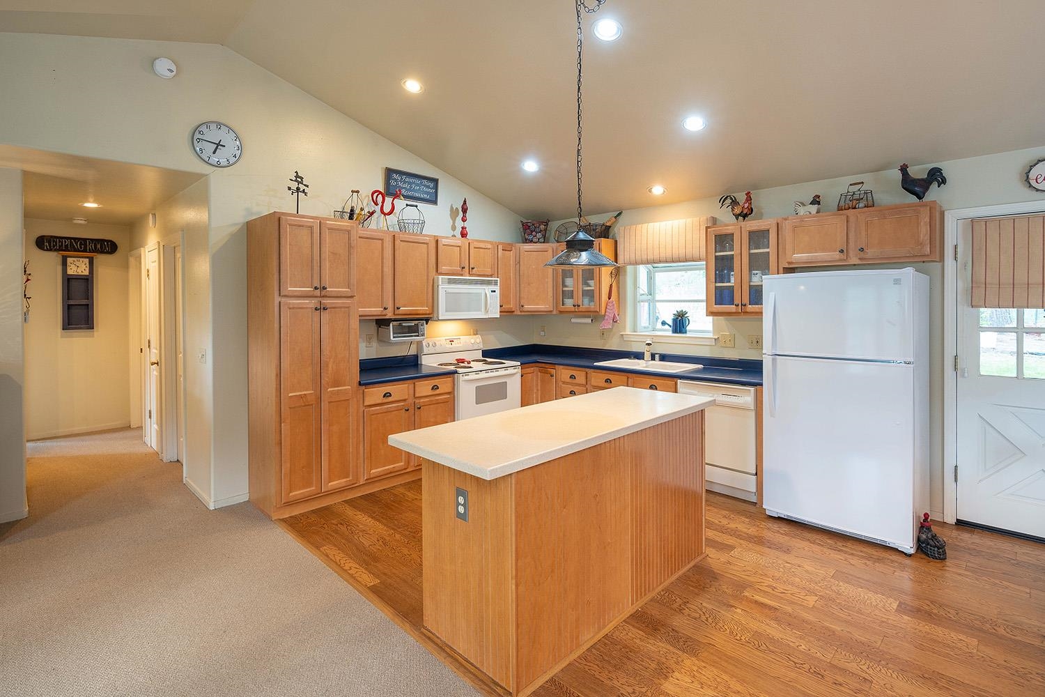 115 Mountain View Road Calpine, CA 96124 - Photo 10 of 21 Gallery Image 10