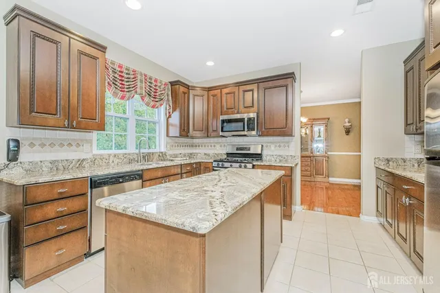 $925,000 | 19 Helene Street, Old Bridge, NJ 08857