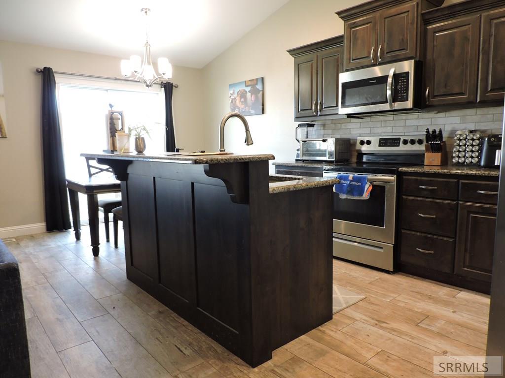 605 Boulder Street Rigby, ID 83442 - Photo 7 of 49 Kitchen