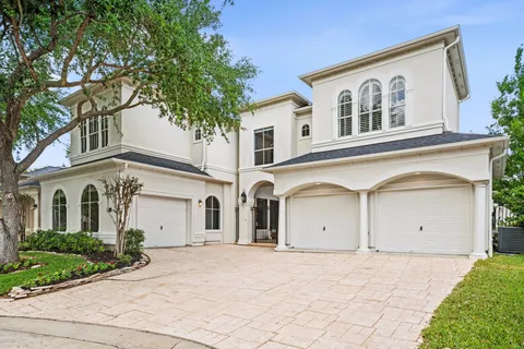 $875,000 | 70 Blooming Grove Lane, Houston, TX 77077