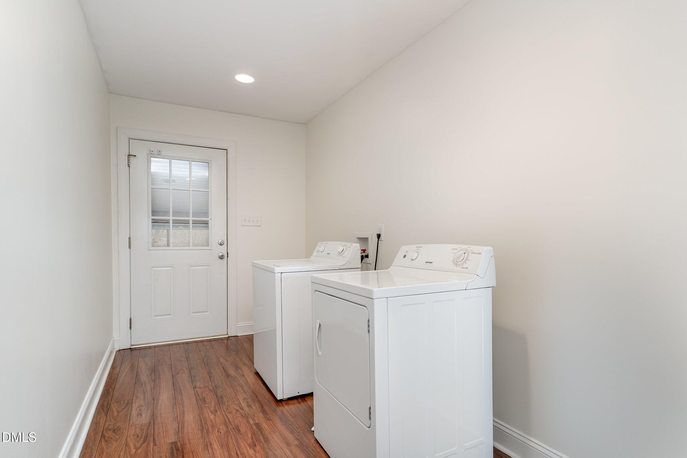 4159 Princeton Kenly Road Kenly, NC 27542 - Photo 31 of 37 a utility room with dryer and washer