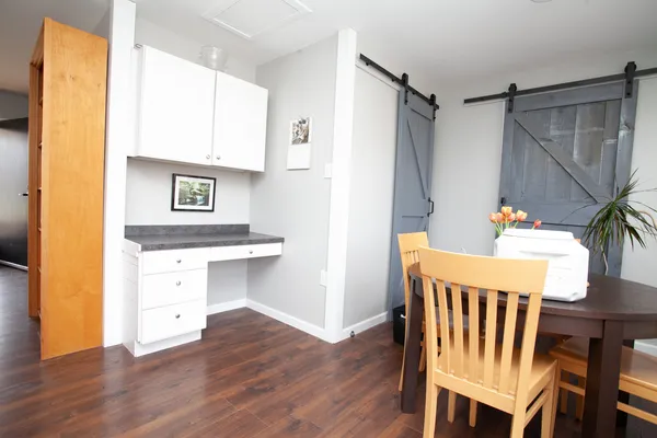 $215,000 | 504 Radliff Road, Bloomington, IL 61701