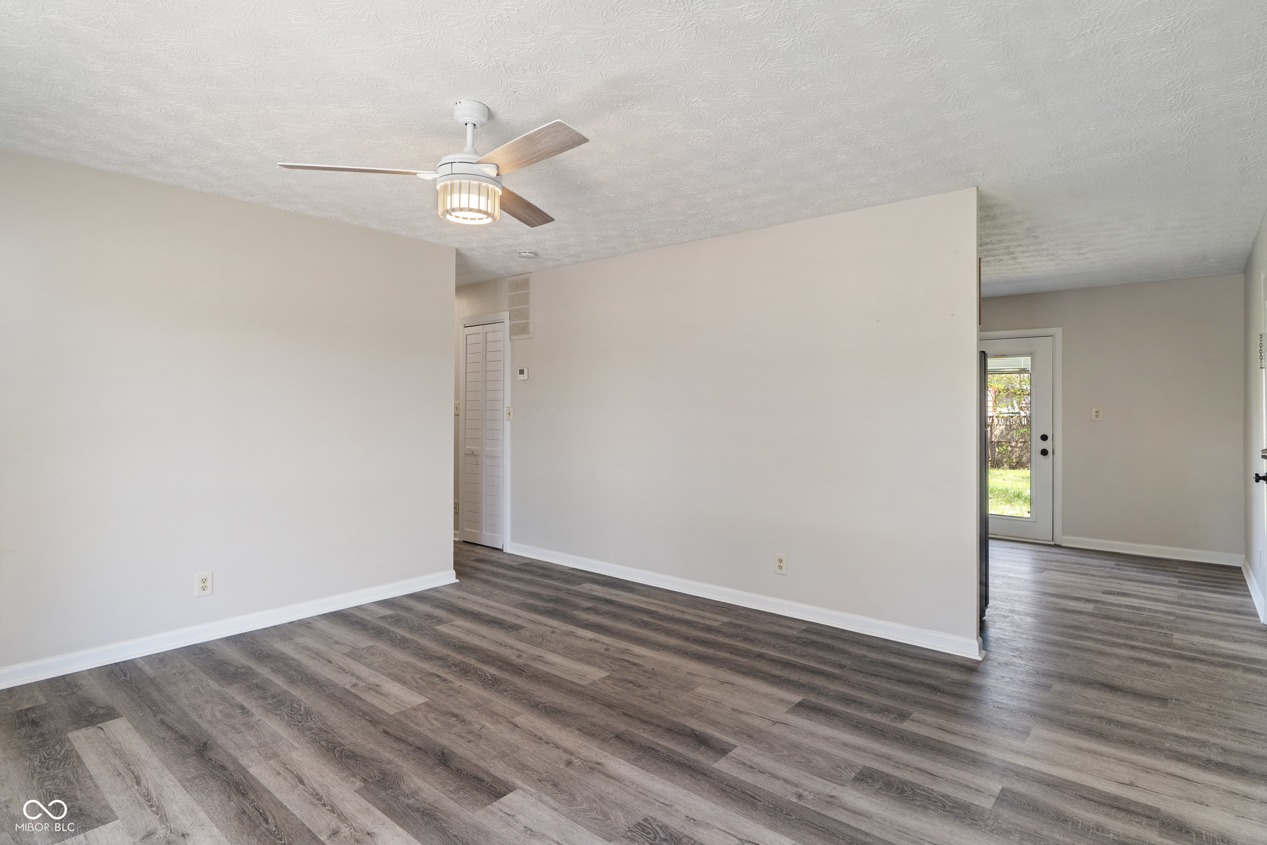 3703 Dubarry Road Indianapolis, IN 46226 - Photo 6 of 20 Gallery Image 6