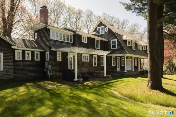 $890,000 | 720 Spring Street, Manchester, CT 06040