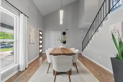 $495,000 | 208 Skyloop Drive, Austin, TX 78745