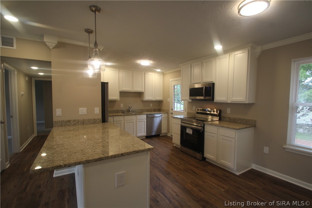 9165 High Street Georgetown, IN 47122 - Photo 15 of 29