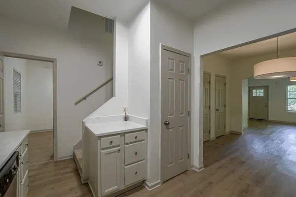 $2,500 | 70 Gardenia Drive Northwest, Atlanta, GA 30314