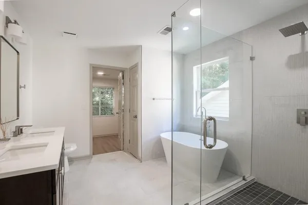 $2,500 | 70 Gardenia Drive Northwest, Atlanta, GA 30314