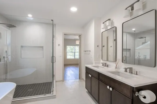 $2,500 | 70 Gardenia Drive Northwest, Atlanta, GA 30314