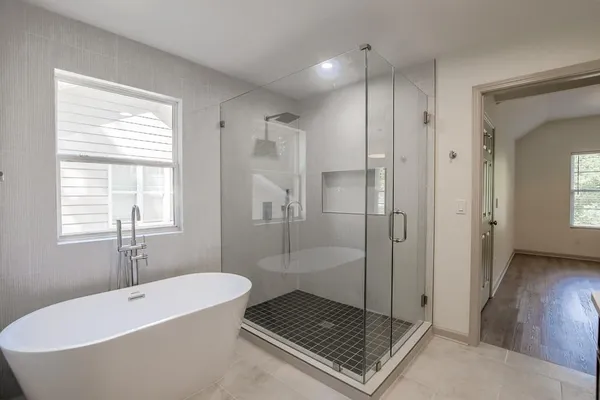 $2,500 | 70 Gardenia Drive Northwest, Atlanta, GA 30314