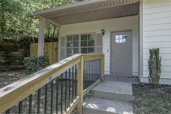 $2,500 | 70 Gardenia Drive Northwest, Atlanta, GA 30314
