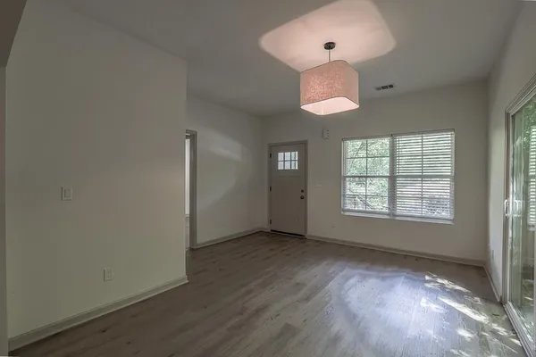 $2,500 | 70 Gardenia Drive Northwest, Atlanta, GA 30314