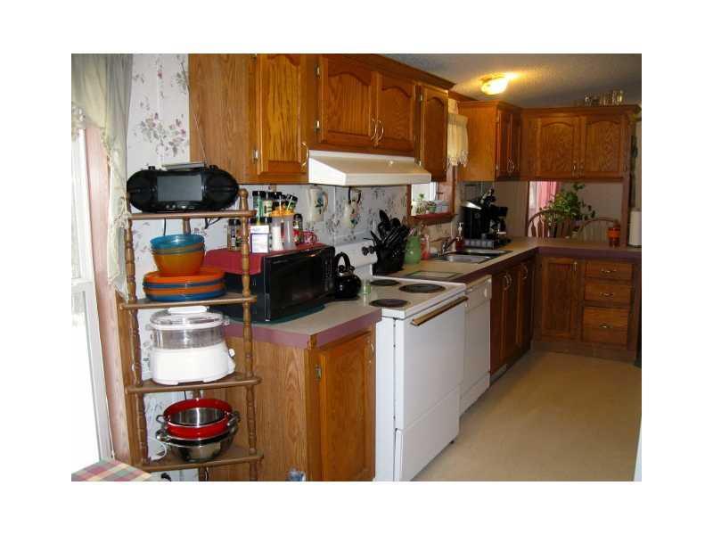 4 Moose Ridge Crossing Boothbay, ME 04537 - Photo 10 of 33 Kitchen.