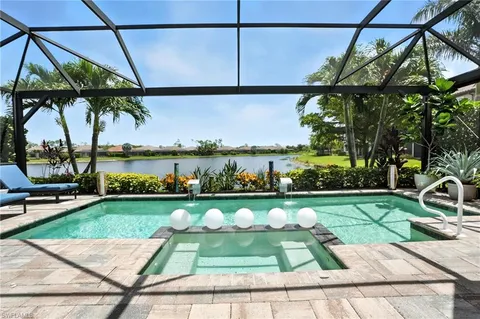 $1,674,900 | 9401 Terresina Drive, Naples, FL 34119