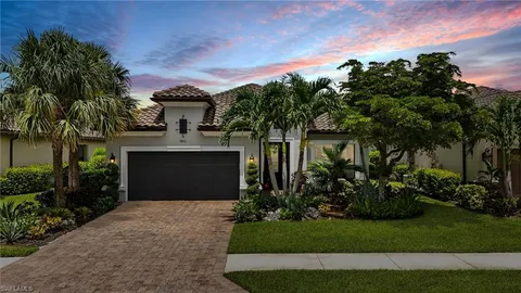 $1,674,900 | 9401 Terresina Drive, Naples, FL 34119