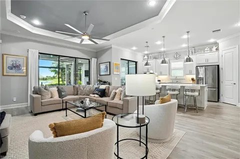 $1,674,900 | 9401 Terresina Drive, Naples, FL 34119