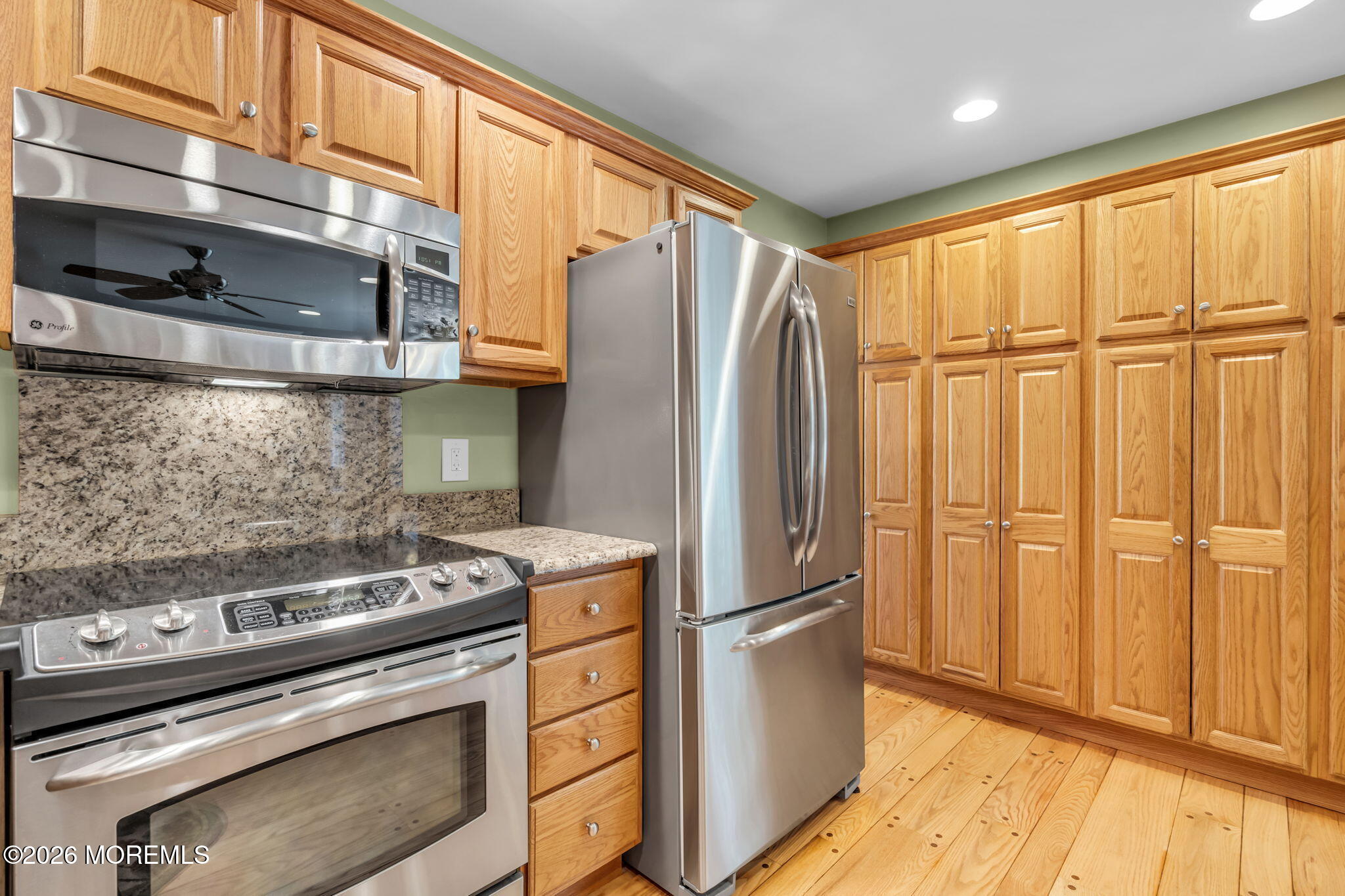 200 Pelican Road Middletown, NJ 07748 - Photo 13 of 83 22-web-or-mls-DSC03197