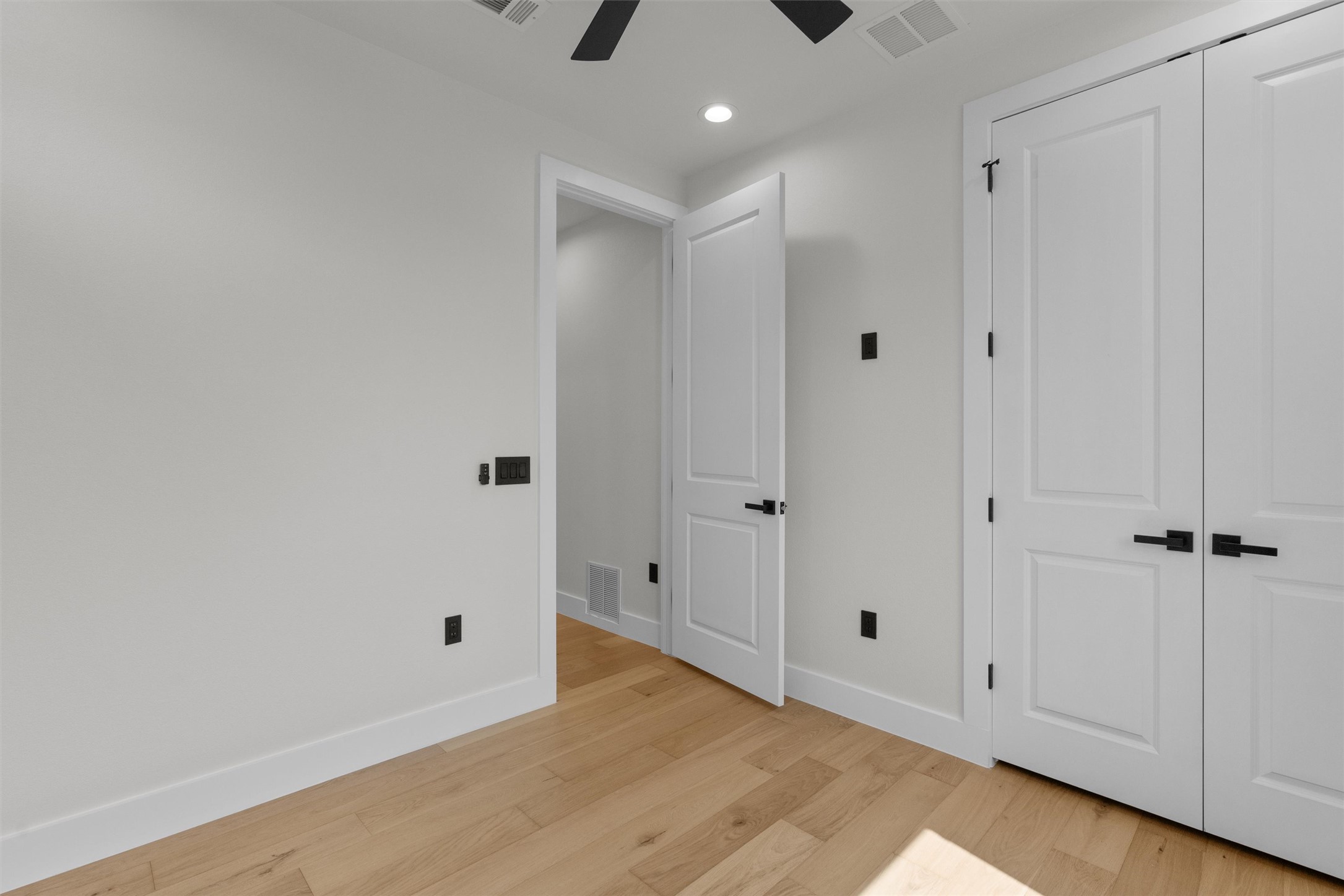 818 Stark Street, Unit A Austin, TX 78756 - Photo 26 of 36 2nd Floor Bedroom