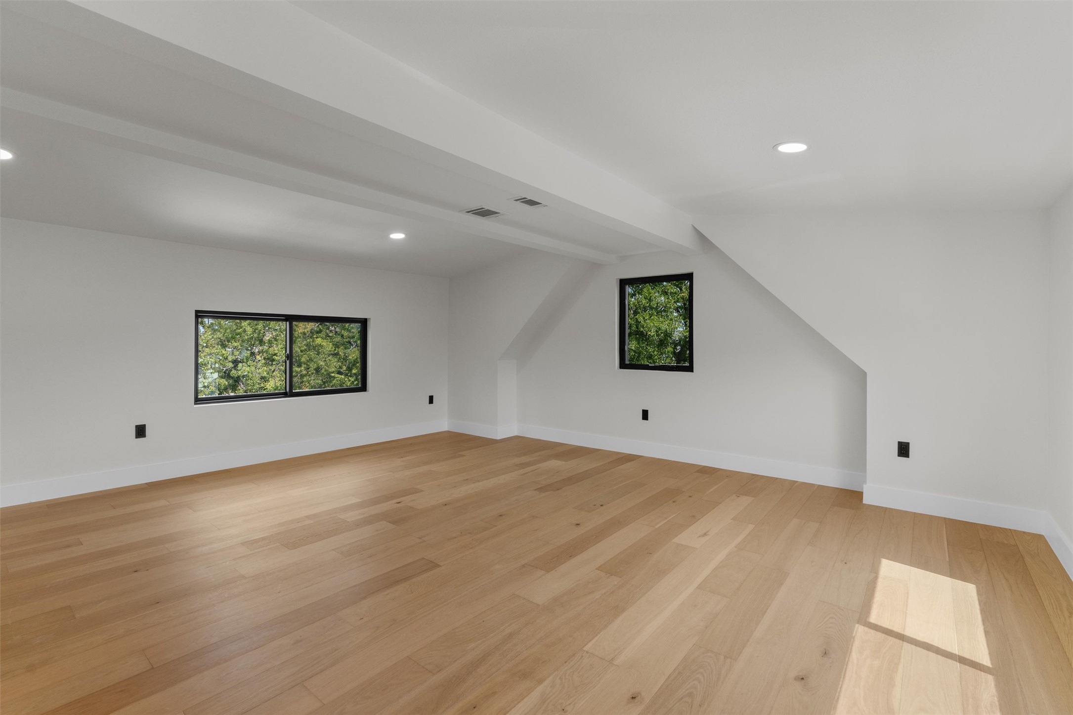 818 Stark Street, Unit A Austin, TX 78756 - Photo 30 of 36 2nd Floor Flex Space