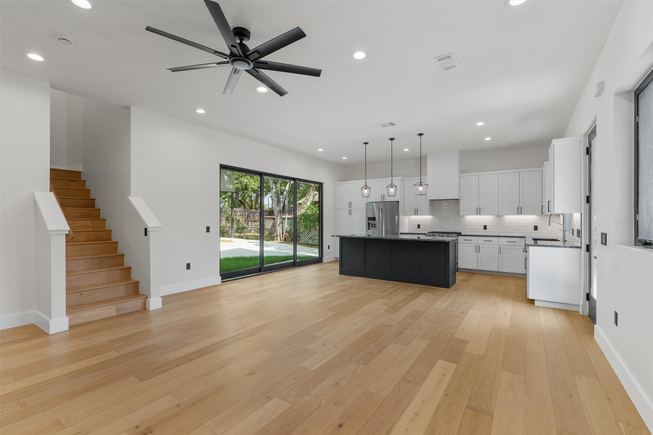 818 Stark Street, Unit A Austin, TX 78756 - Photo 7 of 36