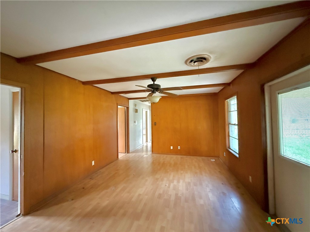 301 Angus Street Victoria, TX 77904 - Photo 4 of 19