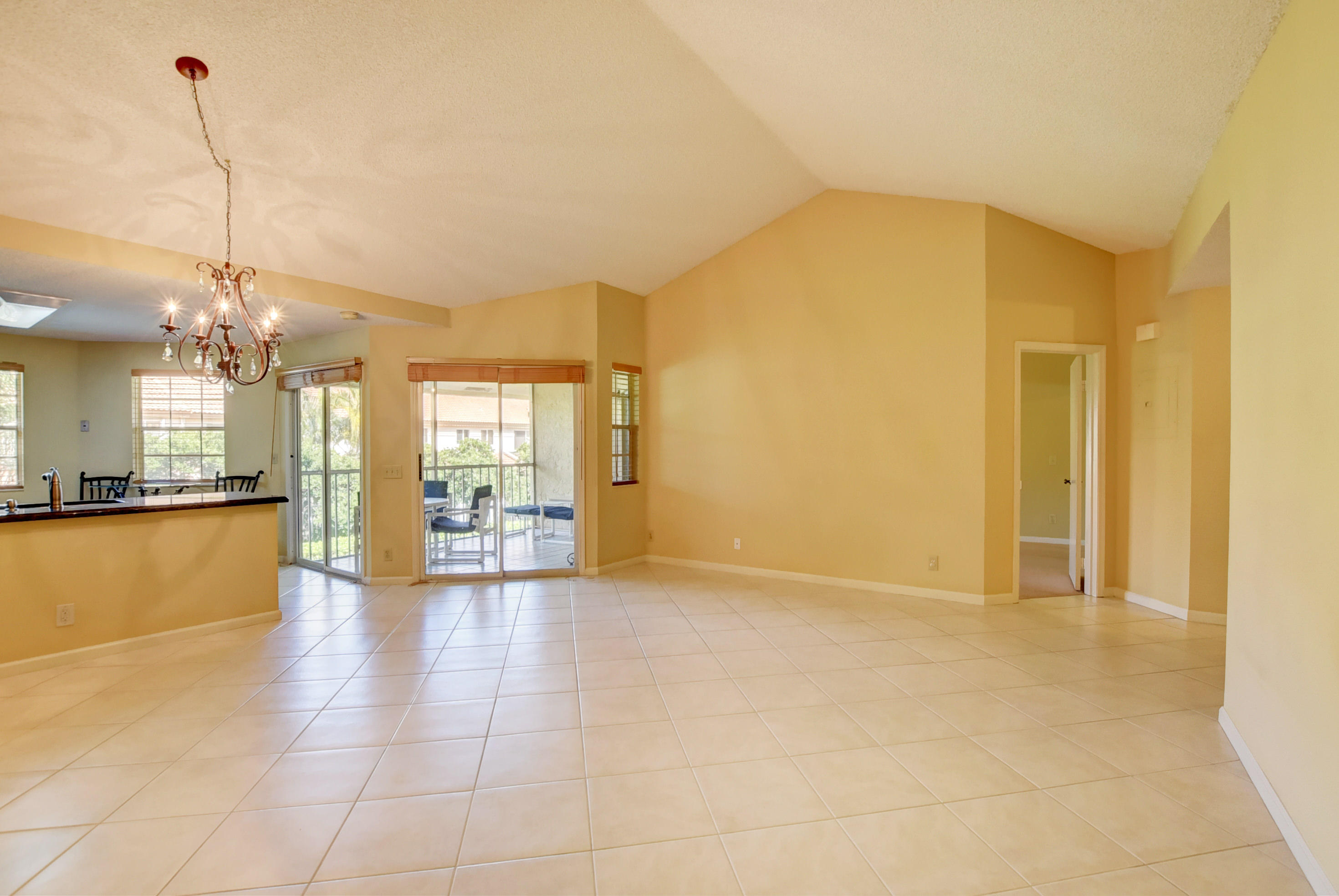 6614 Via Regina Boca Raton, FL 33433 - Photo 6 of 23 EBF_1861And4more