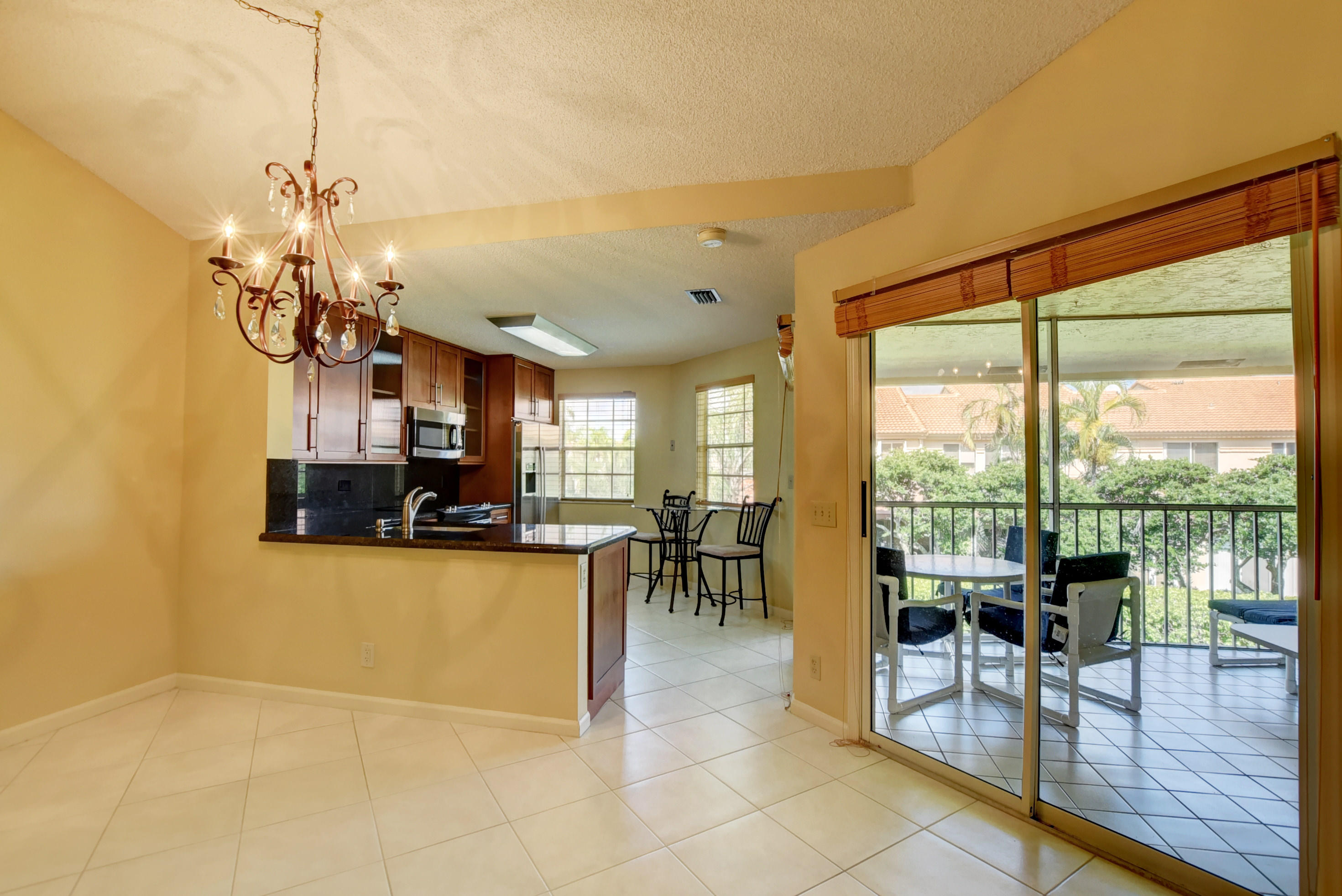 6614 Via Regina Boca Raton, FL 33433 - Photo 8 of 23 EBF_1871And4more