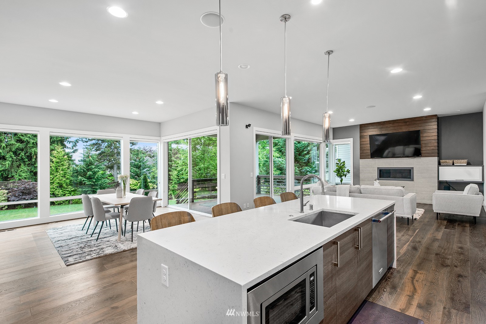15405 Southeast 132nd Street Renton, WA 98059 - Photo 16 of 37 Gallery Image 16