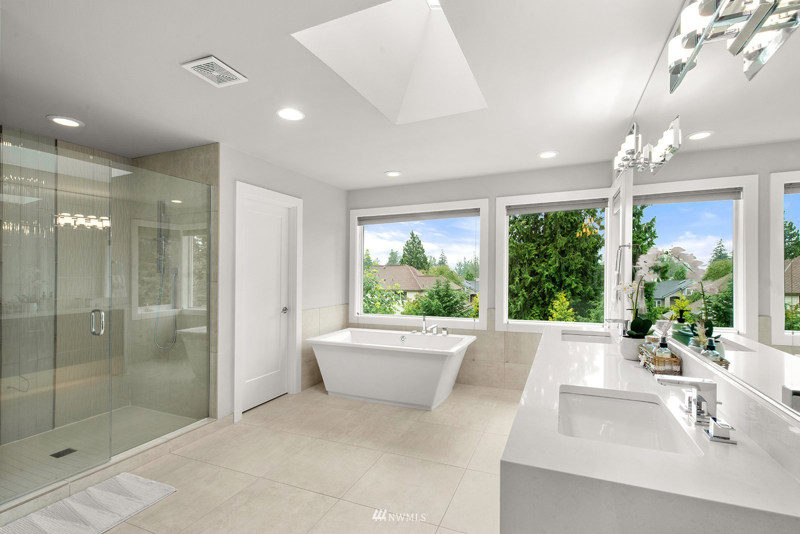 15405 Southeast 132nd Street Renton, WA 98059 - Photo 22 of 37 Gallery Image 22
