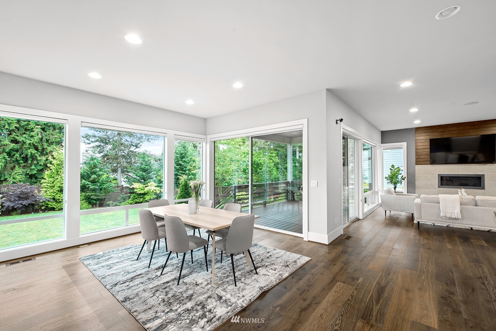 15405 Southeast 132nd Street Renton, WA 98059 - Photo 9 of 37 Gallery Image 9