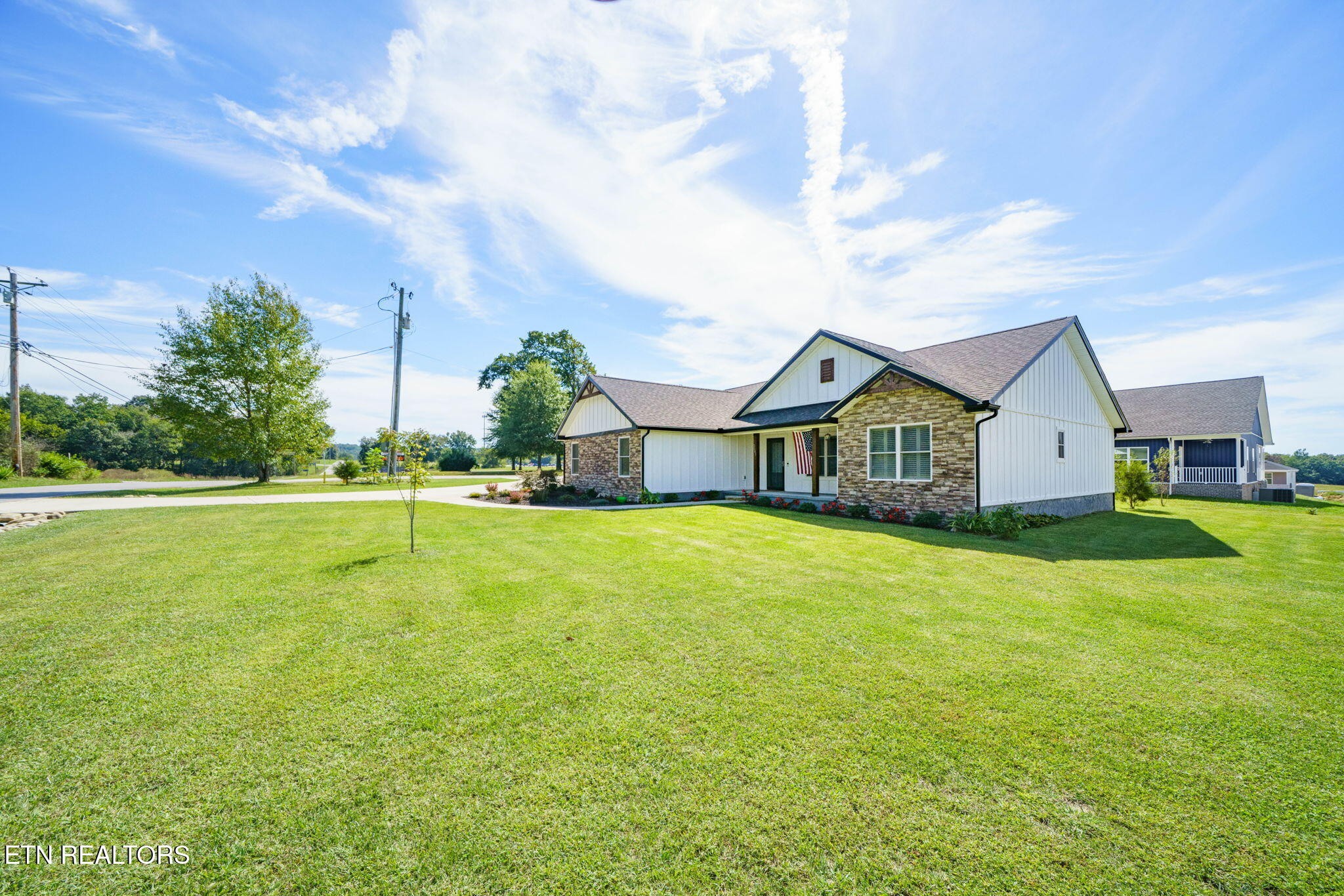 2643 Cook Road Crossville, TN 38571 - Photo 3 of 34 Gallery Image 3