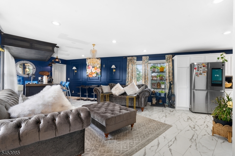 640 Riverside Avenue Lyndhurst, NJ 07071 - Photo 8 of 24 Gallery Image 8