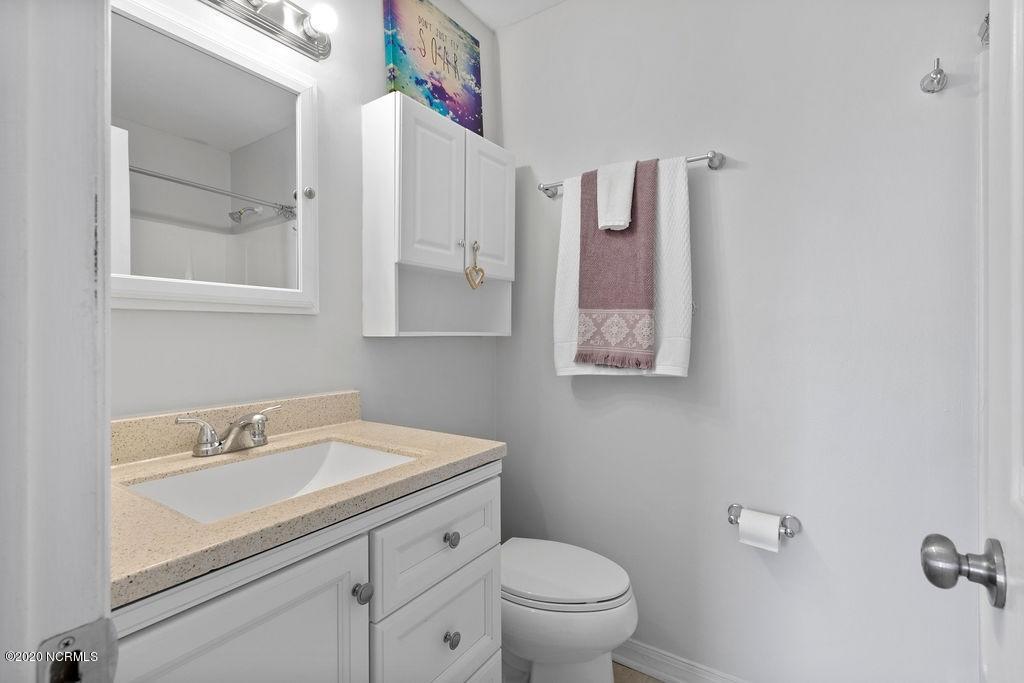 1401 Halltown Road Jacksonville, NC 28546 - Photo 12 of 21 Master Bath