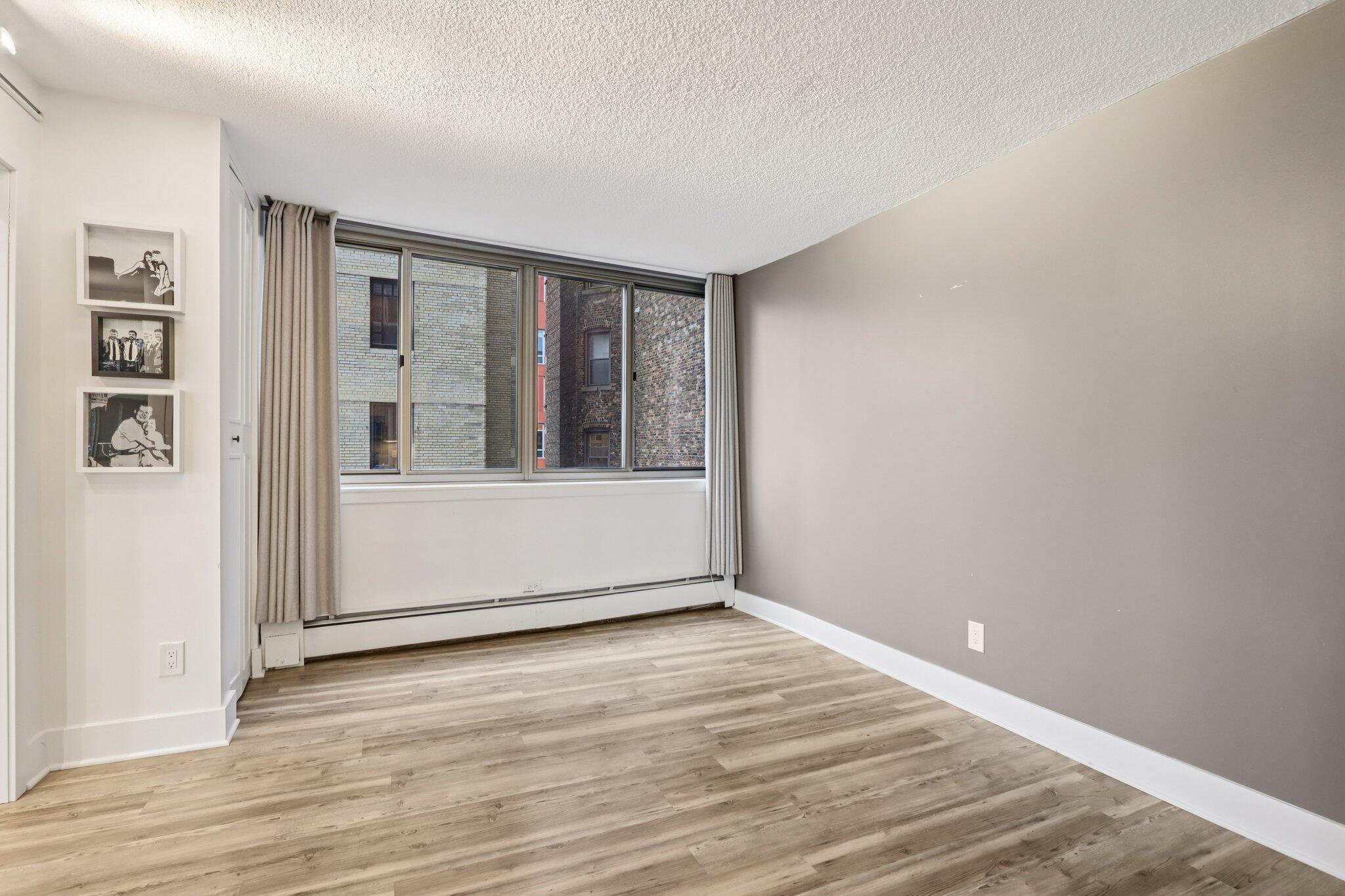 1919 North Summit Avenue, Unit 1D Milwaukee, WI 53202 - Photo 13 of 37 28-web-or-mls-N Summit Ave 1D-S1410-028