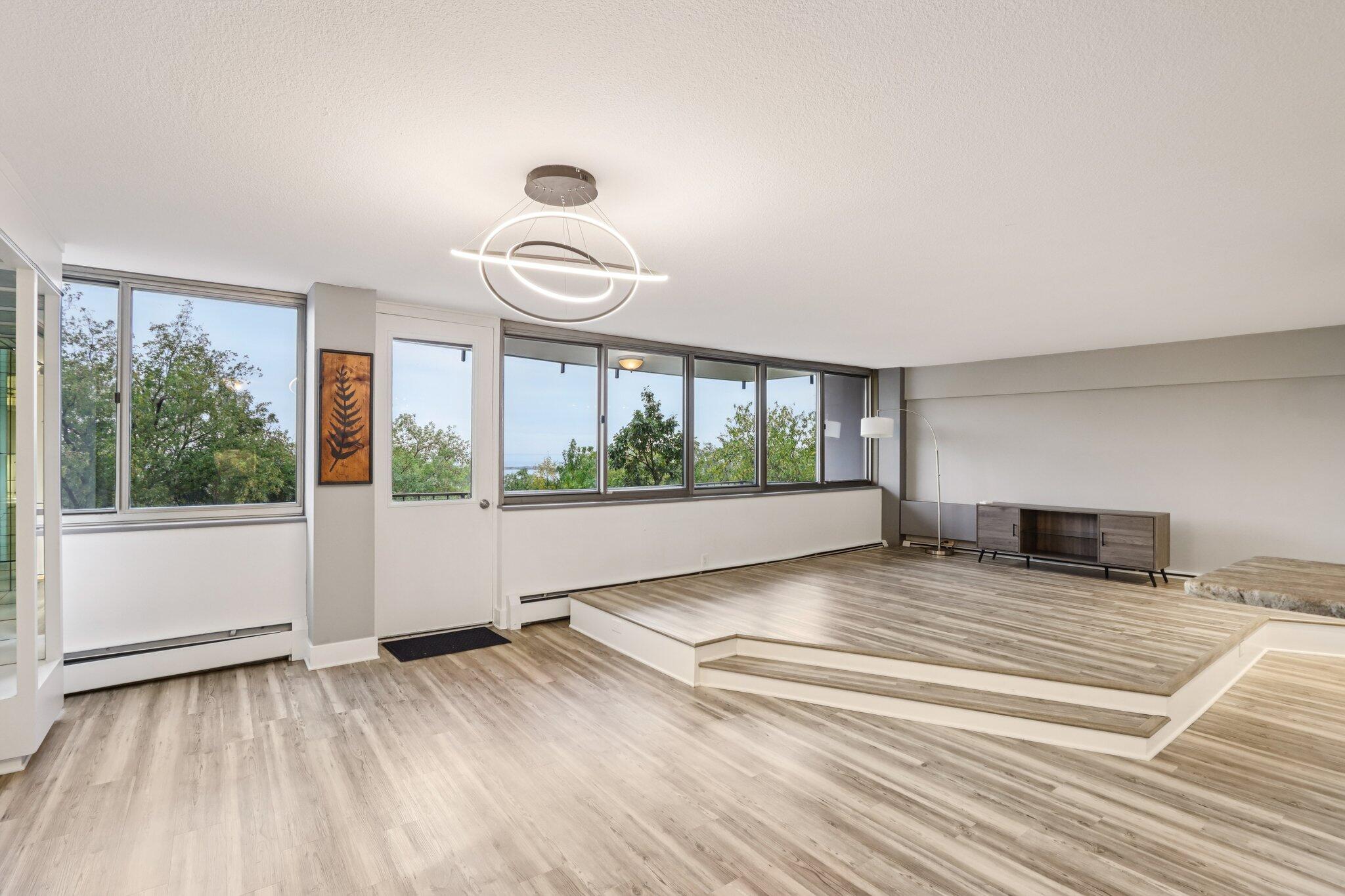 1919 North Summit Avenue, Unit 1D Milwaukee, WI 53202 - Photo 6 of 37 8-web-or-mls-N Summit Ave 1D-S1410-008