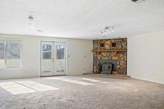 $298,000 | 6604 South Eagle Drive, Derby, KS 67037