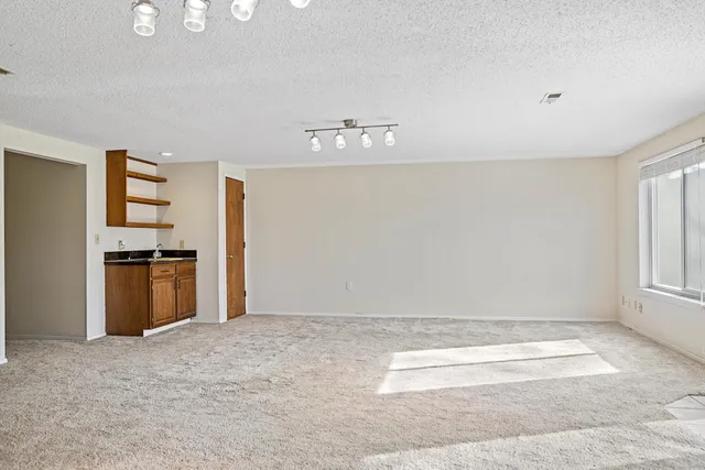 $298,000 | 6604 South Eagle Drive, Derby, KS 67037