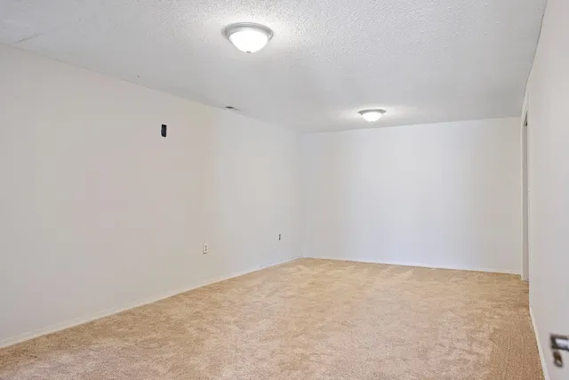 $298,000 | 6604 South Eagle Drive, Derby, KS 67037