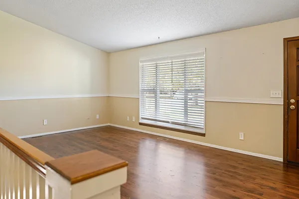 $298,000 | 6604 South Eagle Drive, Derby, KS 67037