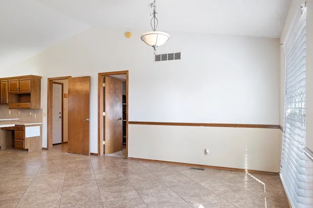 $298,000 | 6604 South Eagle Drive, Derby, KS 67037