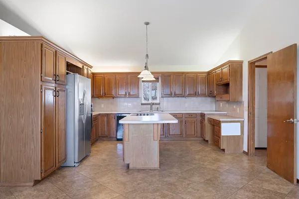 $298,000 | 6604 South Eagle Drive, Derby, KS 67037