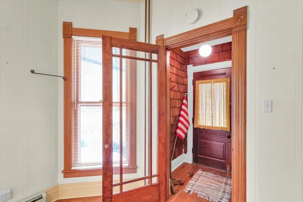 $185,000 | 108 5th Street, St. Joseph, IL 61873