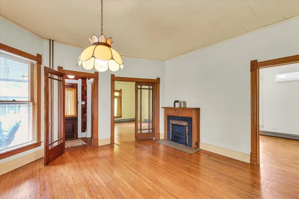 $185,000 | 108 5th Street, St. Joseph, IL 61873
