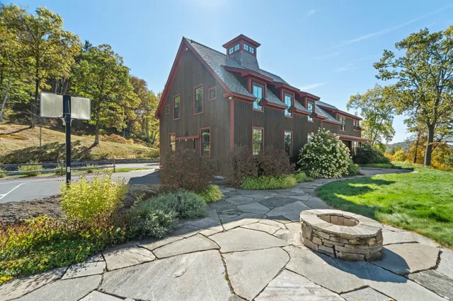 $3,500,000 | 10 Tavern Lane, Lyme, NH 03768