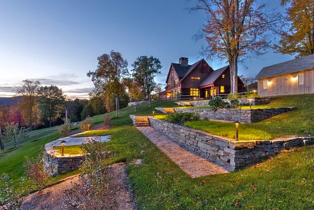 $3,500,000 | 10 Tavern Lane, Lyme, NH 03768