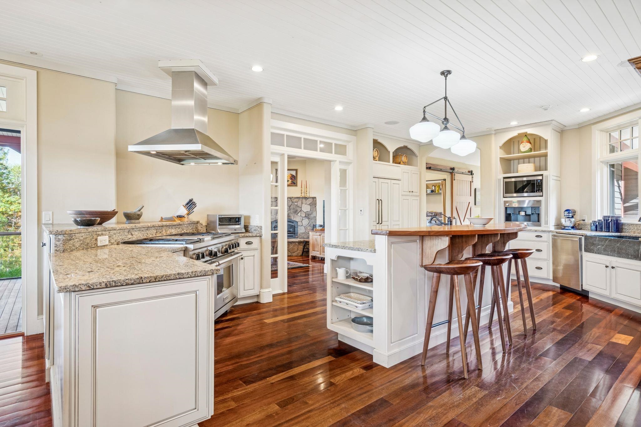 10 Tavern Lane Lyme, NH 03768 - Photo 8 of 48