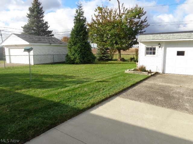 6856 Maplewood Road Parma Heights, OH 44130 - Photo 3 of 22 Rear Yard
